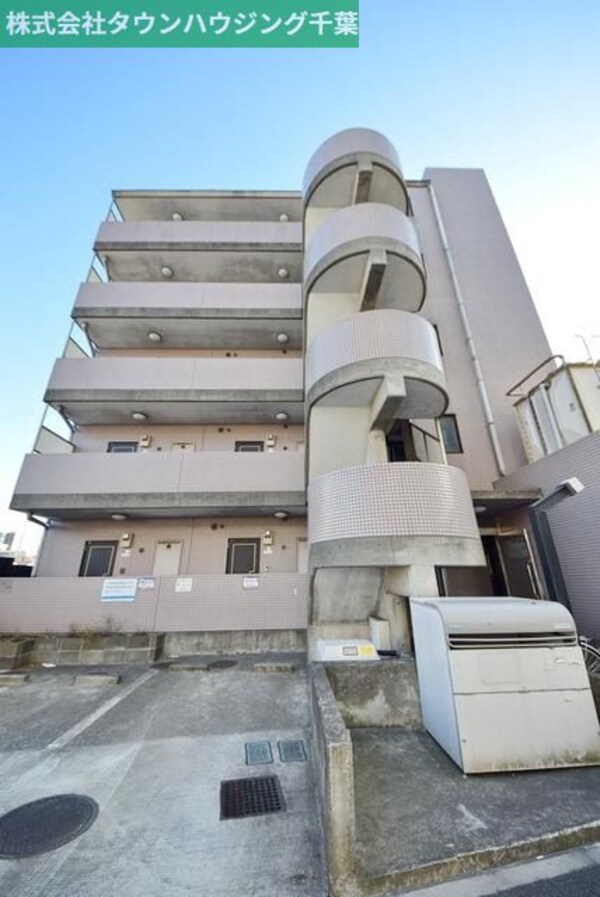 外観(安心の鉄筋コンクリート造)