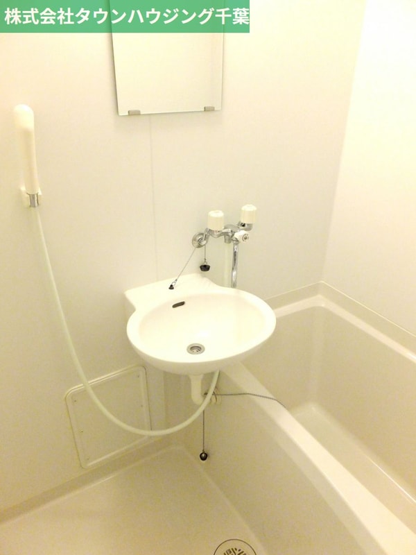 バス／シャワールーム等(浴室乾燥機付き)