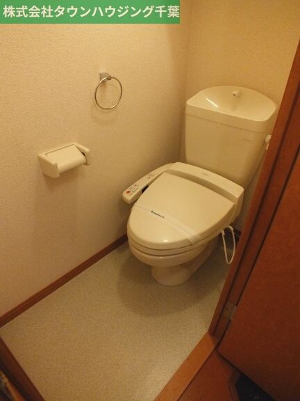 物件内観写真6　(温水洗浄便座)