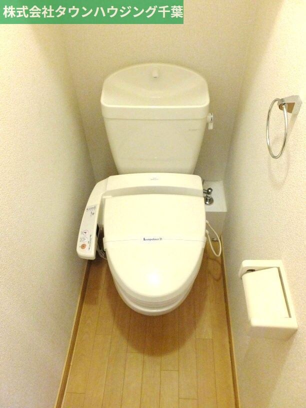 物件内観写真6　(温水洗浄便座)