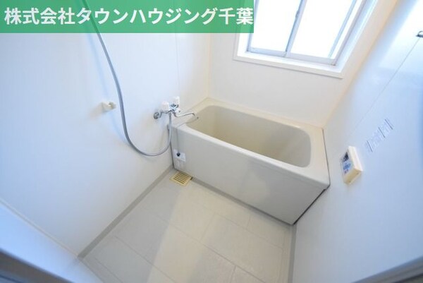 バス／シャワールーム等(現況を優先。部屋ごとにカラーが異なります。)