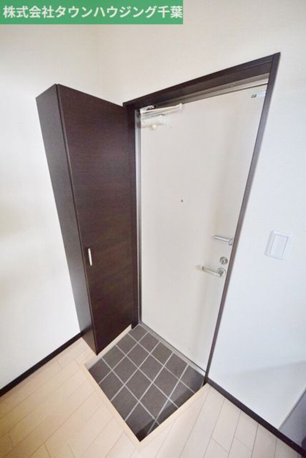 玄関(お問合せはタウンハウジングまで！※現地待合わせ相談可能)