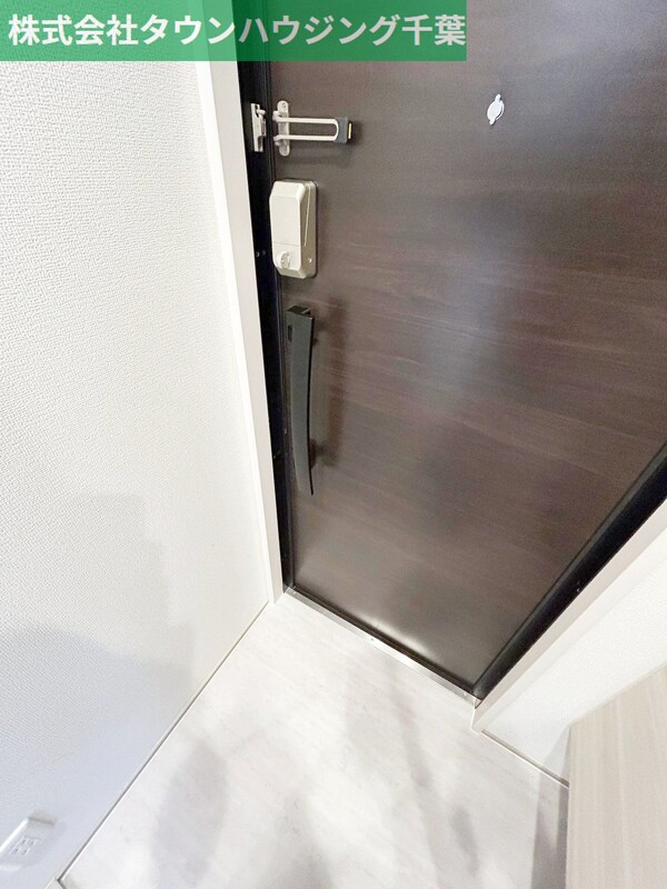 玄関(お部屋探しは【タウンハウジング千葉店】にお任せ下さい♪)