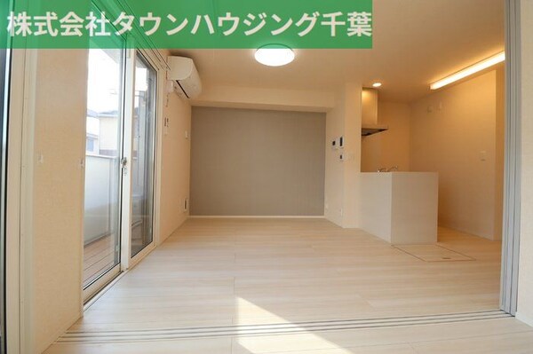 リビング・居室(現地待ち合わせ歓迎♪お問合せはタウンハウジング千葉店まで！)