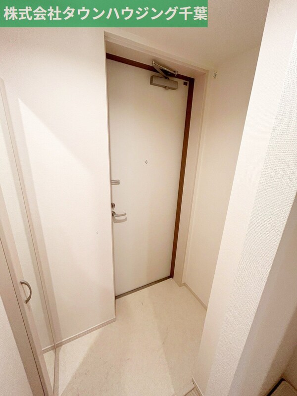 玄関(お部屋探しは【タウンハウジング千葉店】にお任せ下さい♪)