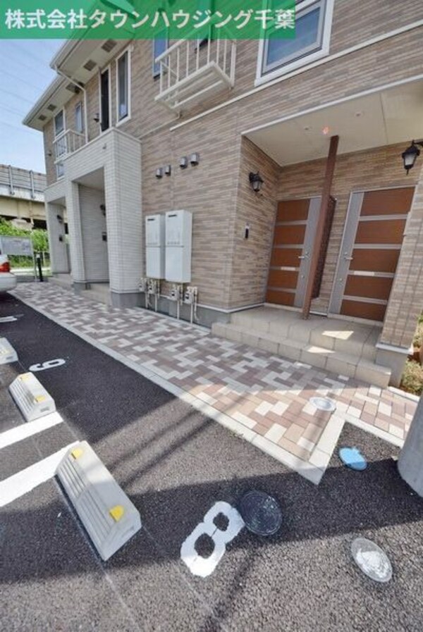 エントランス(お部屋探しは【タウンハウジング千葉店】にお任せ下さい♪)