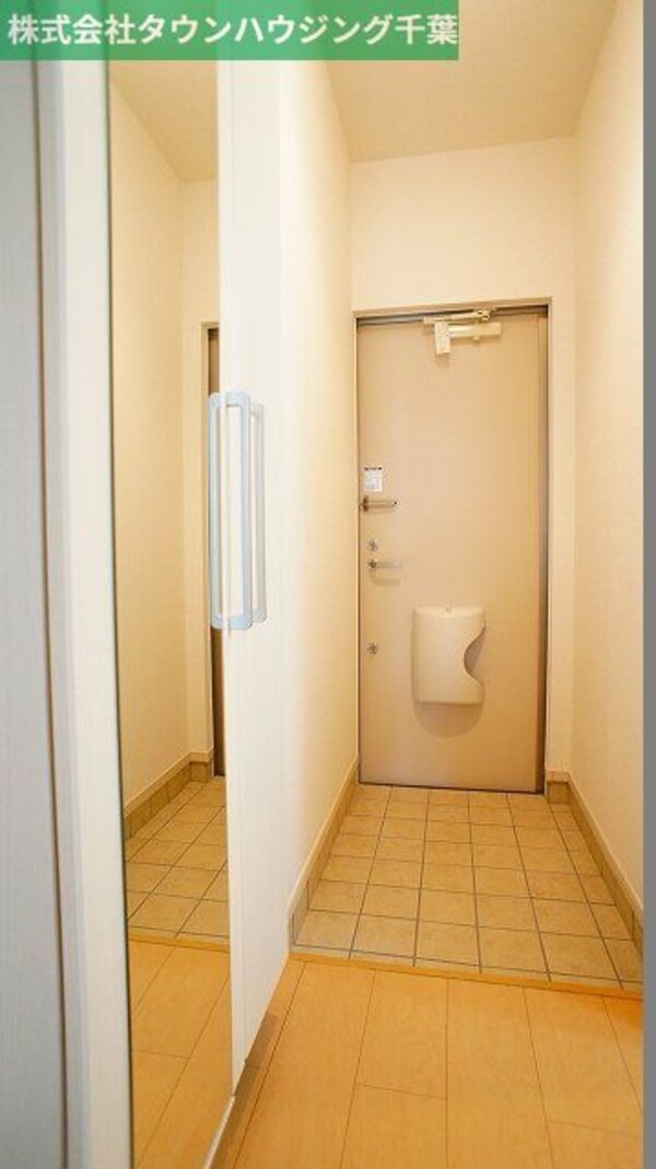 玄関(お部屋探しは【タウンハウジング千葉店】にお任せ下さい♪)