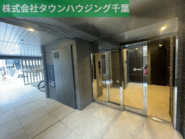 エントランス(お部屋探しは【タウンハウジング千葉店】にお任せ下さい♪)