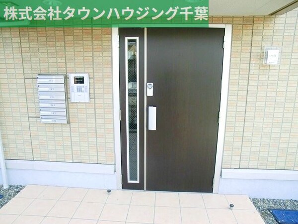 エントランス(お問合せは【タウンハウジング】まで！※現地待合わせ相談可！)