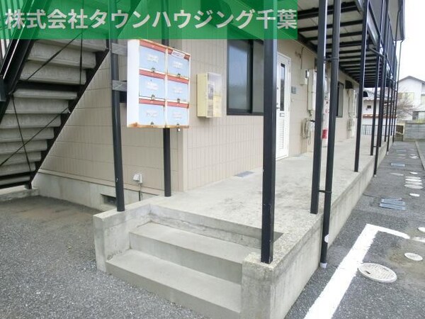 エントランス(お問合せは【タウンハウジング】まで！※現地待合わせ相談可！)