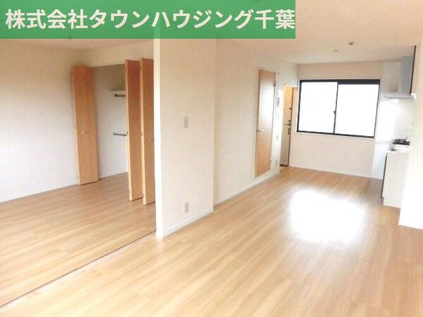リビング・居室(現地待ち合わせ歓迎♪お問合せはタウンハウジングまで！)