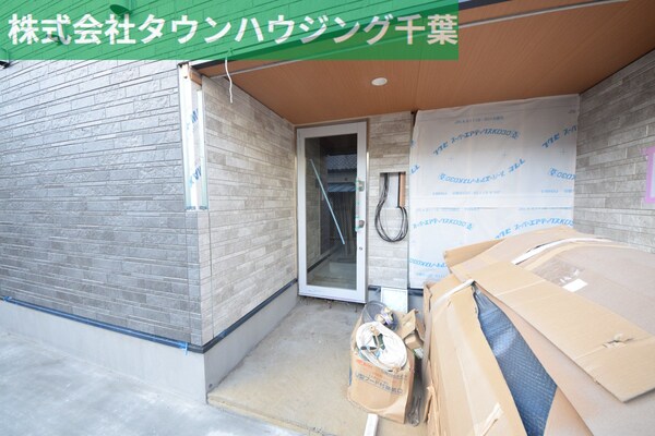 エントランス(お部屋探しは【タウンハウジング千葉店】にお任せ下さい♪)