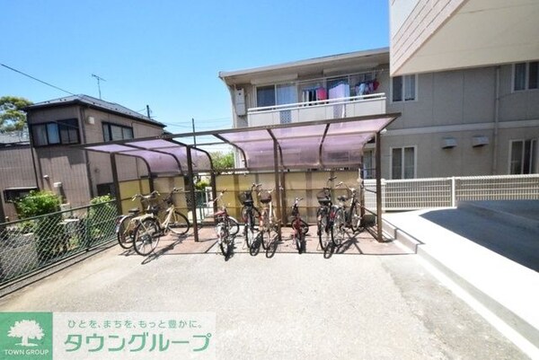 共有部分(屋根付き駐輪場)