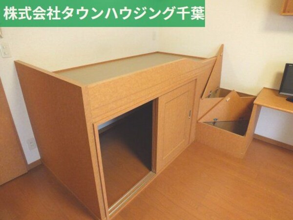 その他室内・内装(ベッド下収納)