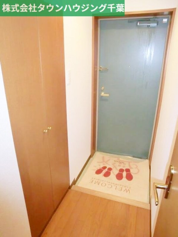 玄関(お部屋探しは【タウンハウジング千葉店】にお任せ下さい♪)