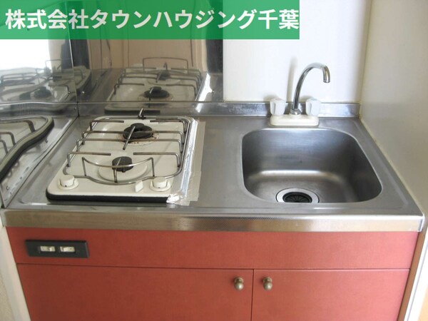 キッチン(使いやすいコンパクトなキッチンです)