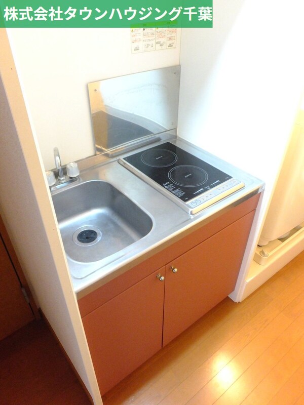 キッチン(あったまり早い電気調理器2口)