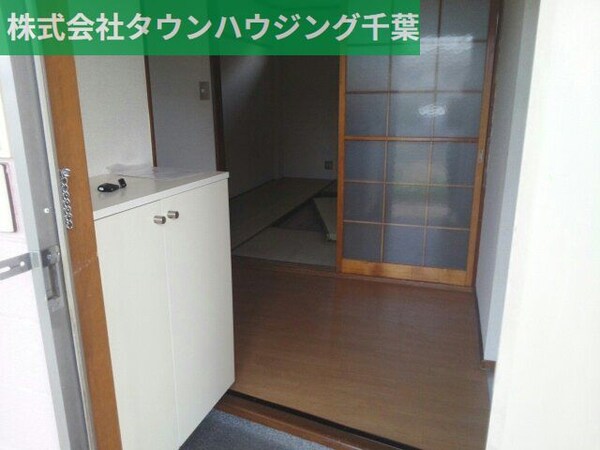 玄関(お部屋探しは【タウンハウジング千葉店】にお任せ下さい♪)
