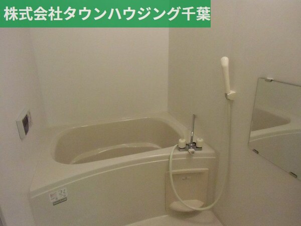 バス／シャワールーム等(追い焚き・浴室乾燥機付きです。)