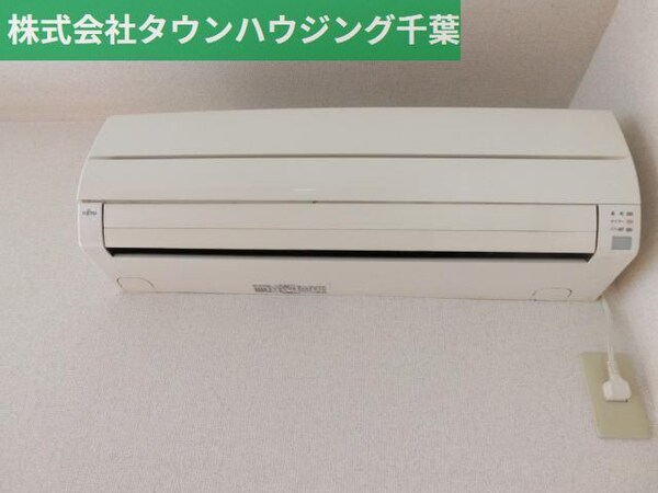 設備(エアコンついてます)