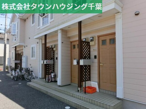 エントランス(お部屋探しは【タウンハウジング千葉】にお任せ下さい♪)
