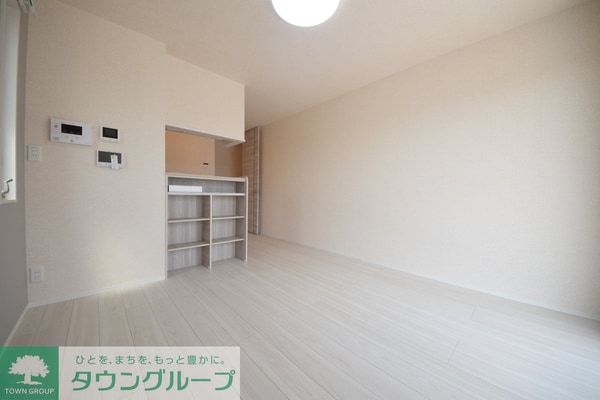 寝室(お問合せは【タウンハウジング】まで！※現地待合わせ相談可！)