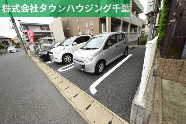 駐車場(お問合せはタウンハウジング千葉まで！※現地待合わせ相談可能)