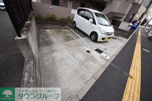 駐車場(現地待ち合わせ歓迎♪お問合せはタウンハウジング千葉店まで！)