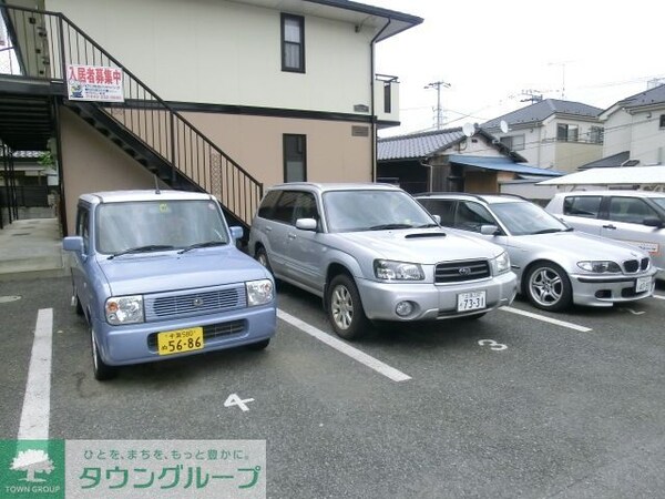 駐車場(現地待ち合わせ歓迎♪お問合せはタウンハウジング千葉店まで！)