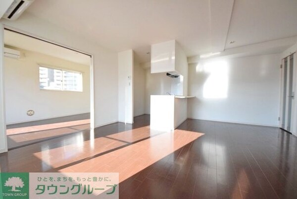リビング・居室(現地待ち合わせ歓迎♪お問合せはタウンハウジングまで！)