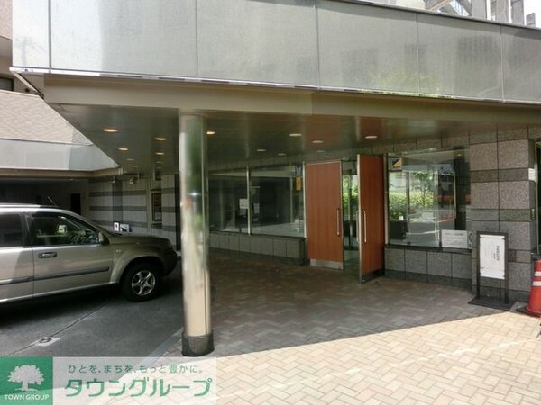 エントランス(オートロック完備)