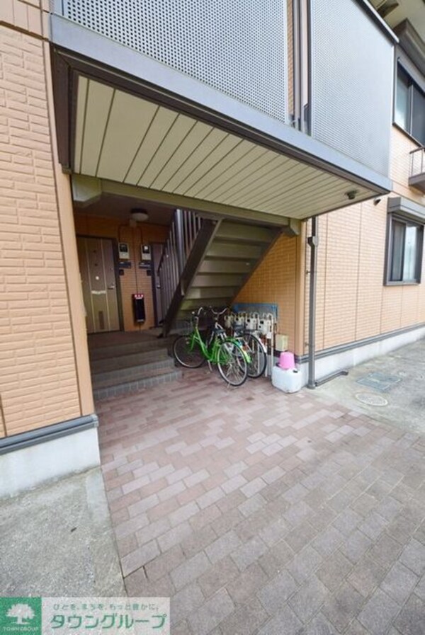 エントランス(お部屋探しは【タウンハウジング千葉店】にお任せ下さい♪)
