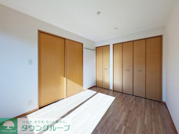 寝室(お問合せは【タウンハウジング】まで！※現地待合わせ相談可！)