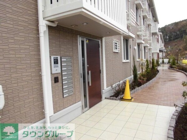 エントランス(お問合せは【タウンハウジング】まで！※現地待合わせ相談可！)