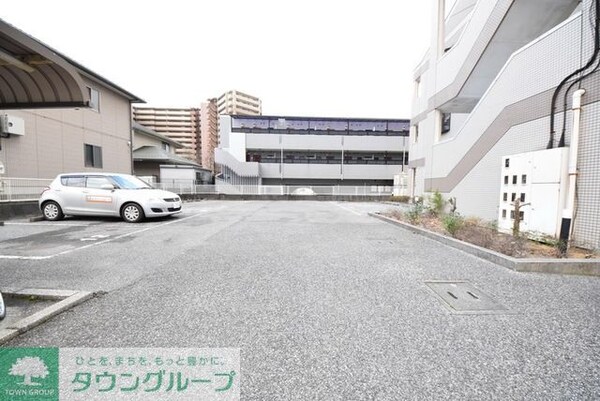 駐車場(現地待ち合わせ歓迎♪お問合せはタウンハウジング千葉店まで！)