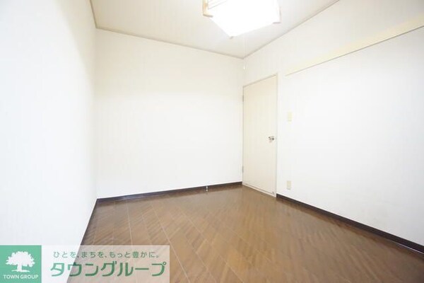 寝室(お問合せは【タウンハウジング】まで！※現地待合わせ相談可！)