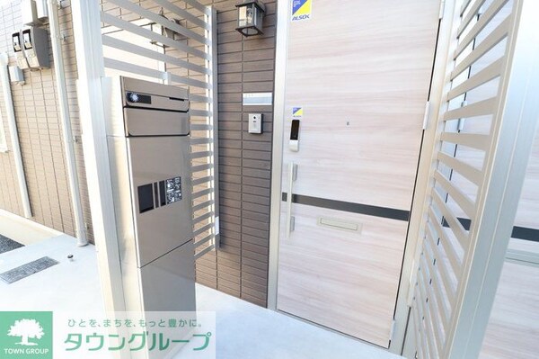 エントランス(お問合せは【タウンハウジング】まで！※現地待合わせ相談可！)