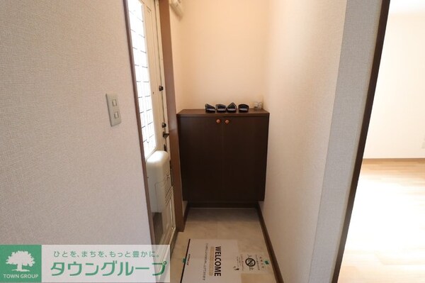 玄関(お問合せは【タウンハウジング】まで！※現地待合わせ相談可！)