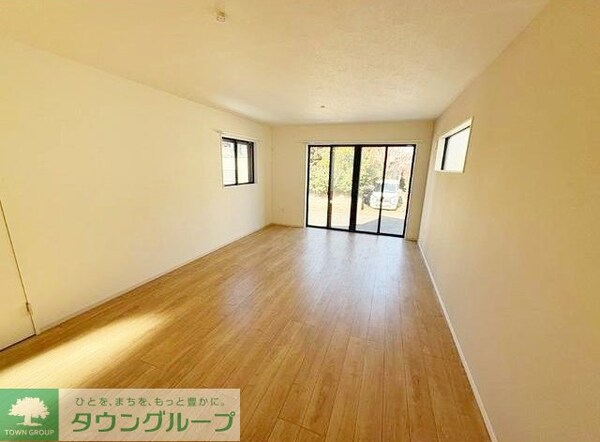 リビング・居室(現地待ち合わせ歓迎♪お問合せはタウンハウジングまで！)