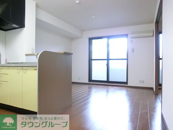 リビング・居室(現地待ち合わせ歓迎♪お問合せはタウンハウジング千葉店まで！)