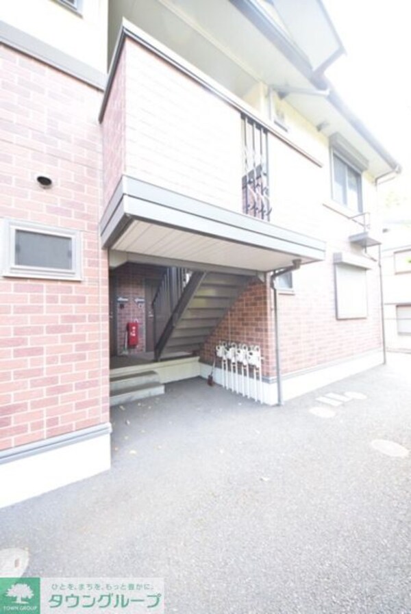エントランス(お部屋探しは【タウンハウジング千葉店】にお任せ下さい♪)