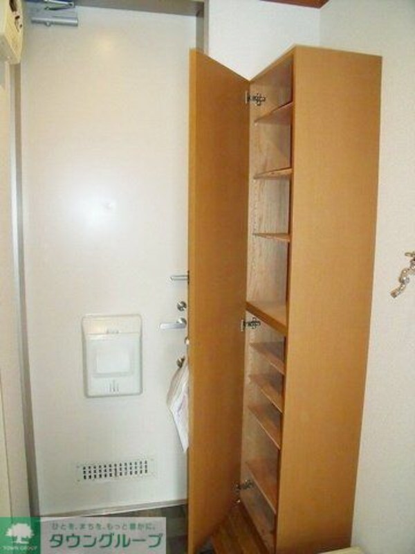 玄関(お部屋探しは【タウンハウジング千葉店】にお任せ下さい♪)