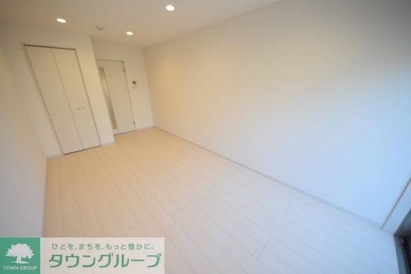 リビング・居室(現地待ち合わせ歓迎♪お問合せはタウンハウジング千葉店まで！)