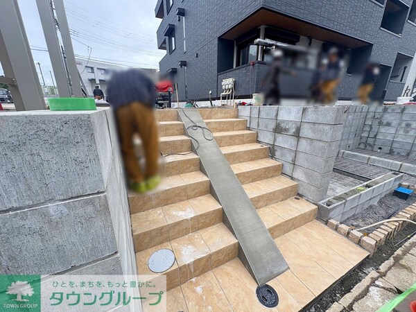 エントランス(※建築中7/10時点)