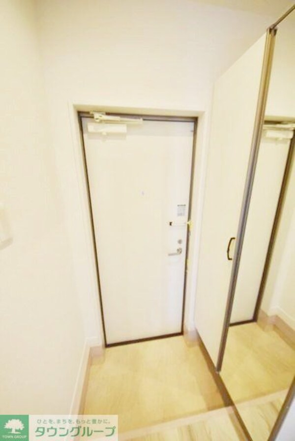 玄関(お部屋探しは【タウンハウジング千葉店】にお任せ下さい♪)