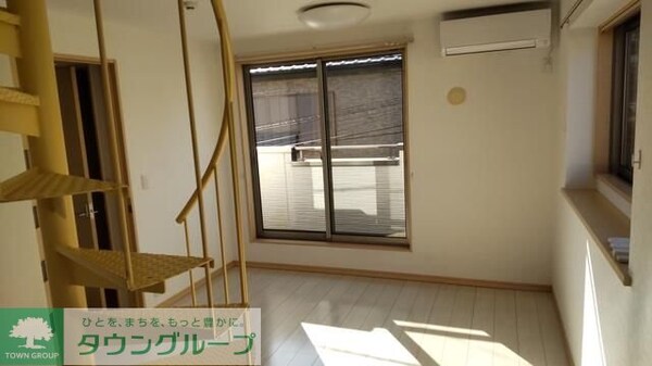 リビング・居室(現地待ち合わせ歓迎♪お問合せはタウンハウジングまで！)