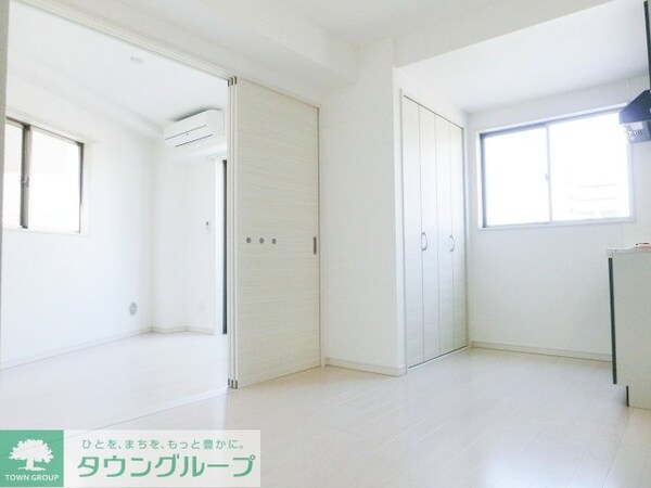 リビング・居室(現地待ち合わせ歓迎♪お問合せはタウンハウジングまで！)