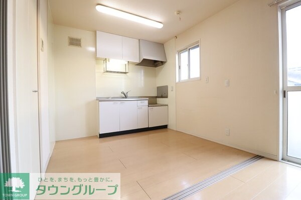 リビング・居室(現地待ち合わせ歓迎♪お問合せはタウンハウジングまで！)