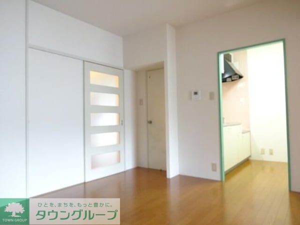 リビング・居室(現地待ち合わせ歓迎♪お問合せはタウンハウジングまで！)