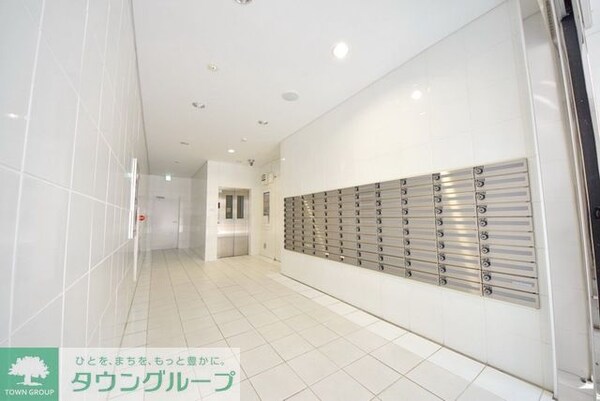 エントランス(お問合せは【タウンハウジング】まで！※現地待合わせ相談可！)